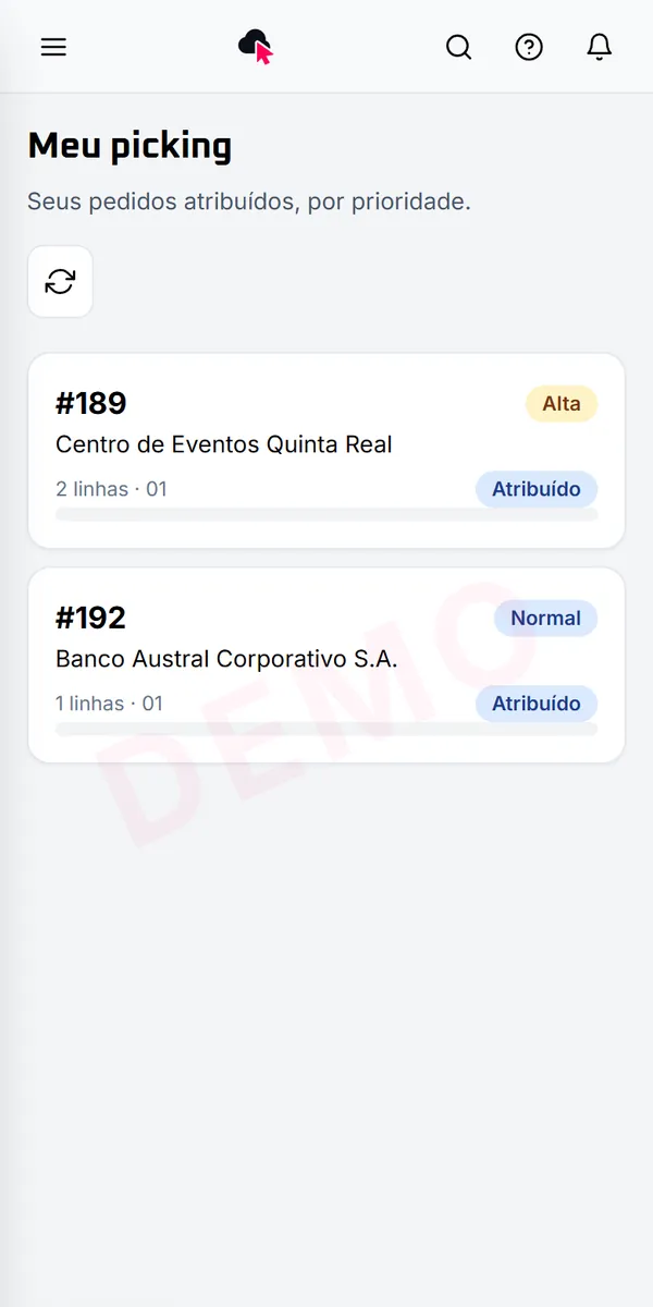 Picking no celular do operador de depósito, com os pedidos por prioridade